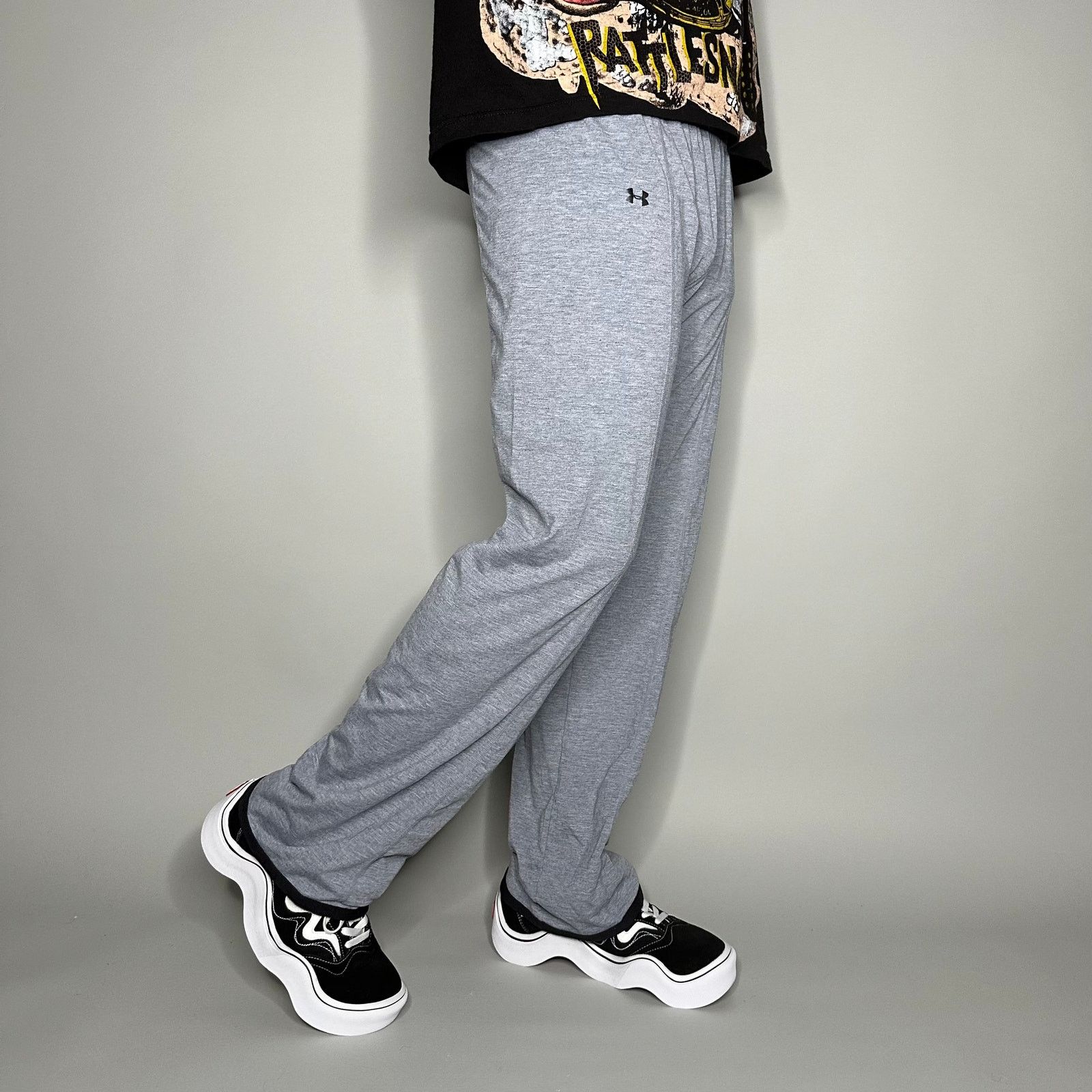 Under Armour Vintage Y2K Under Armour Sweatpants Mens S Baggy Fit Grey Size US 30 / EU 46 - 1 Thumbnail