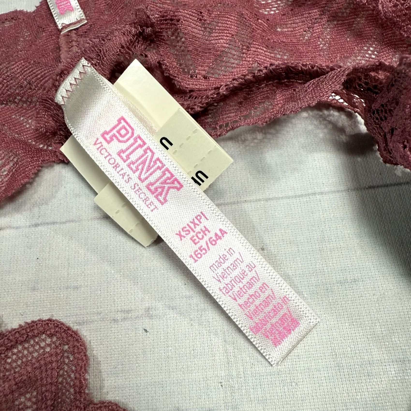 Victoria's Secret PINK Victoria's Secret Extra Low Rise Thong Panty Burgundy Lace XS NWT Size 26" / US 2 / IT 38 - 3 Thumbnail