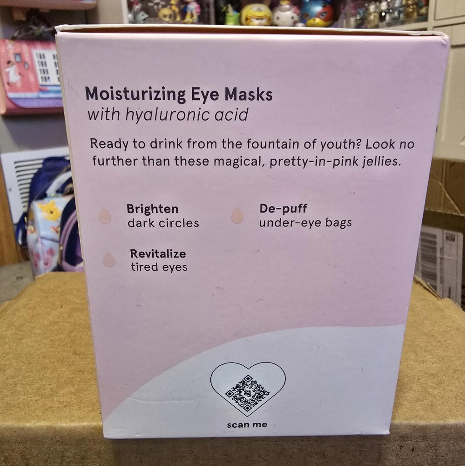 Designer Grace & Stella Moisturizing Eye Masks 1 Pair Eye Mask Size ONE SIZE - 7 Thumbnail