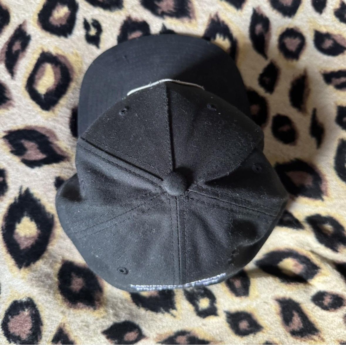 Undercover Rare Us Verses Them Snapback Size ONE SIZE - 4 Thumbnail