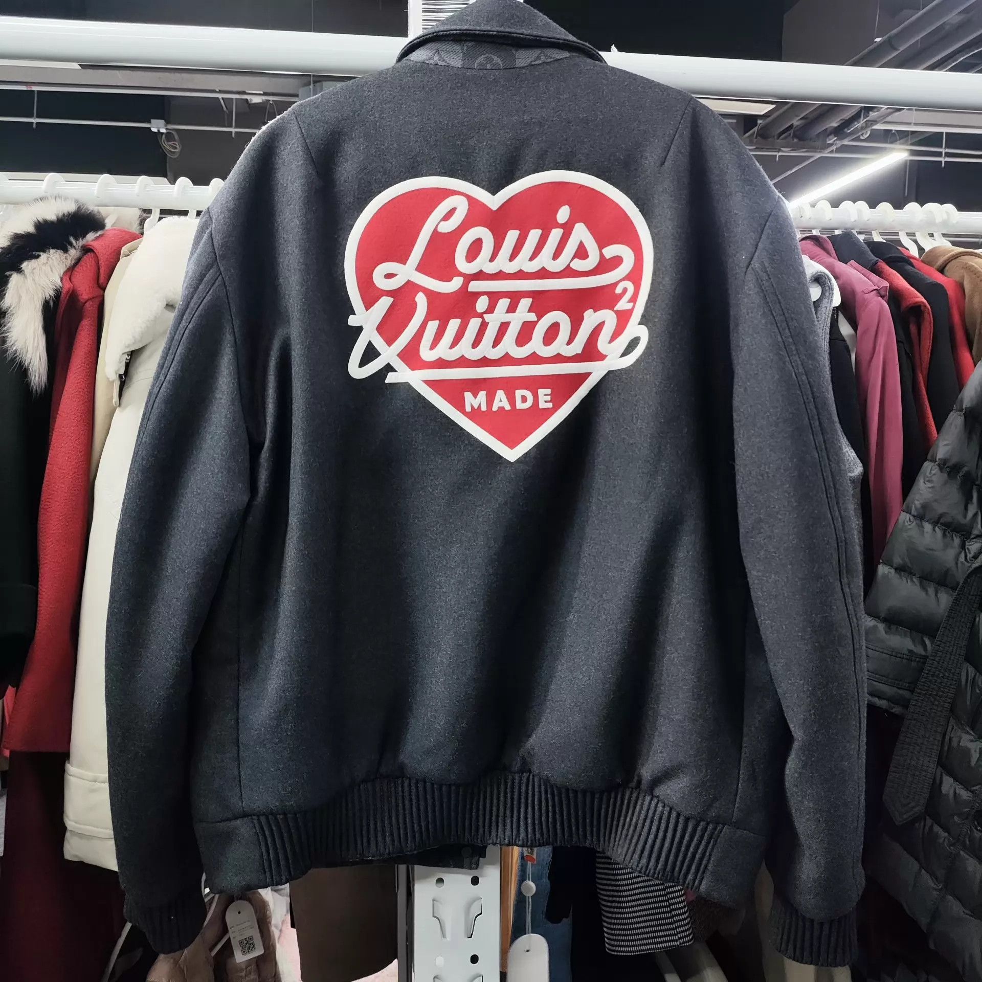 Louis Vuitton LV NIGO Reversible Wool Jacket 50 (Minimal Logo/Red Heart) Size US M / EU 48-50 / 2 - 3 Thumbnail
