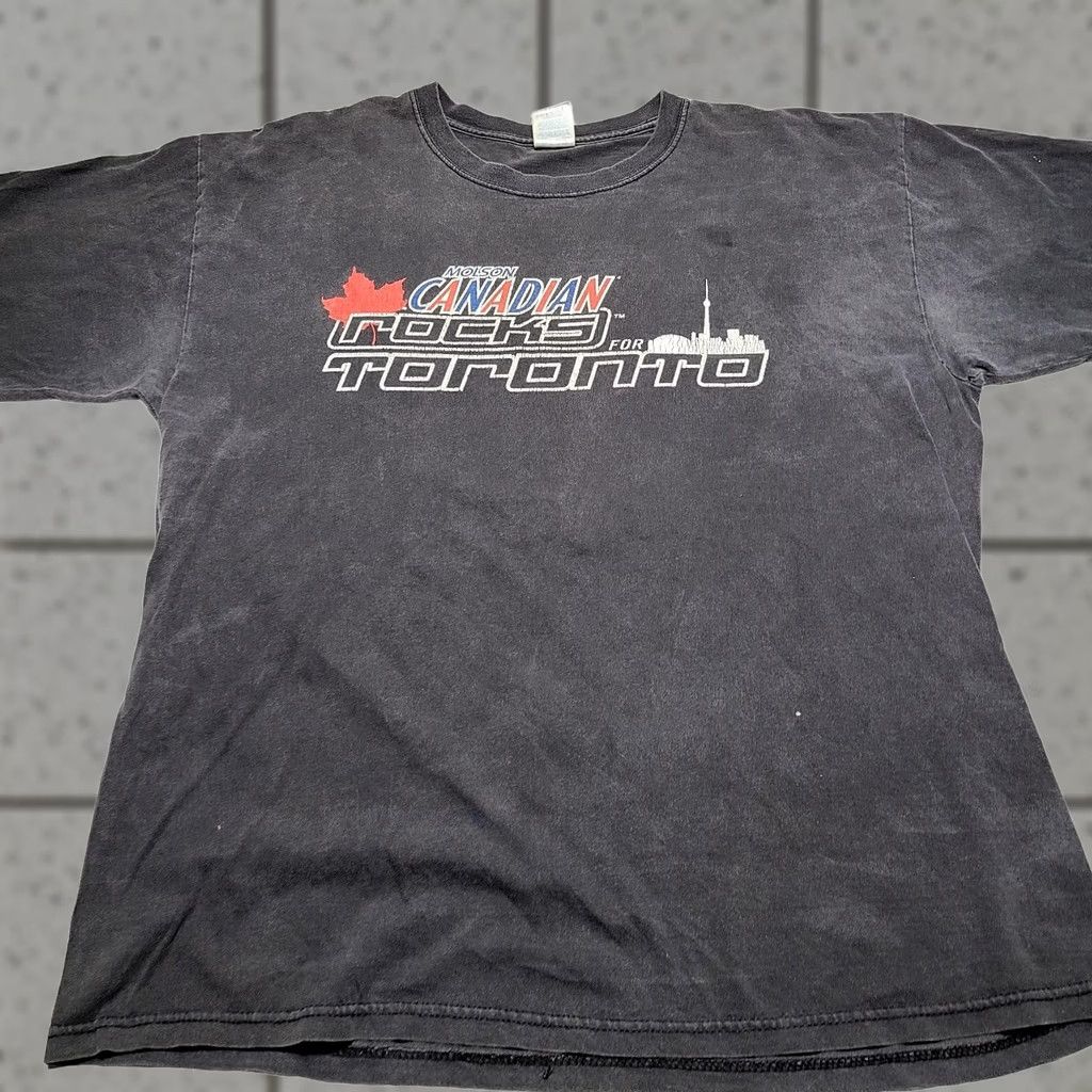 Gildan VINTAGE Rolling Stones AC/DC Molson Canada TORONTO Men's XL T-Shirt Rock 90s Black Mens Short Sleeve Gildan Size US XL / EU 56 / 4 - 1 Thumbnail