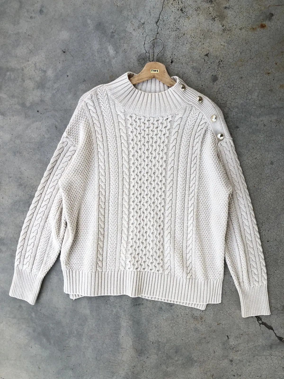 GU Button Gold High Neck Knit Sweater Pullover
