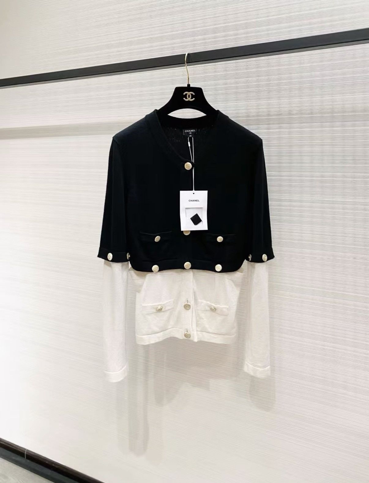 Chanel Chanel Cashmere Cardigan Versatile J33 Size S / US 4 / IT 40 - 1 Thumbnail