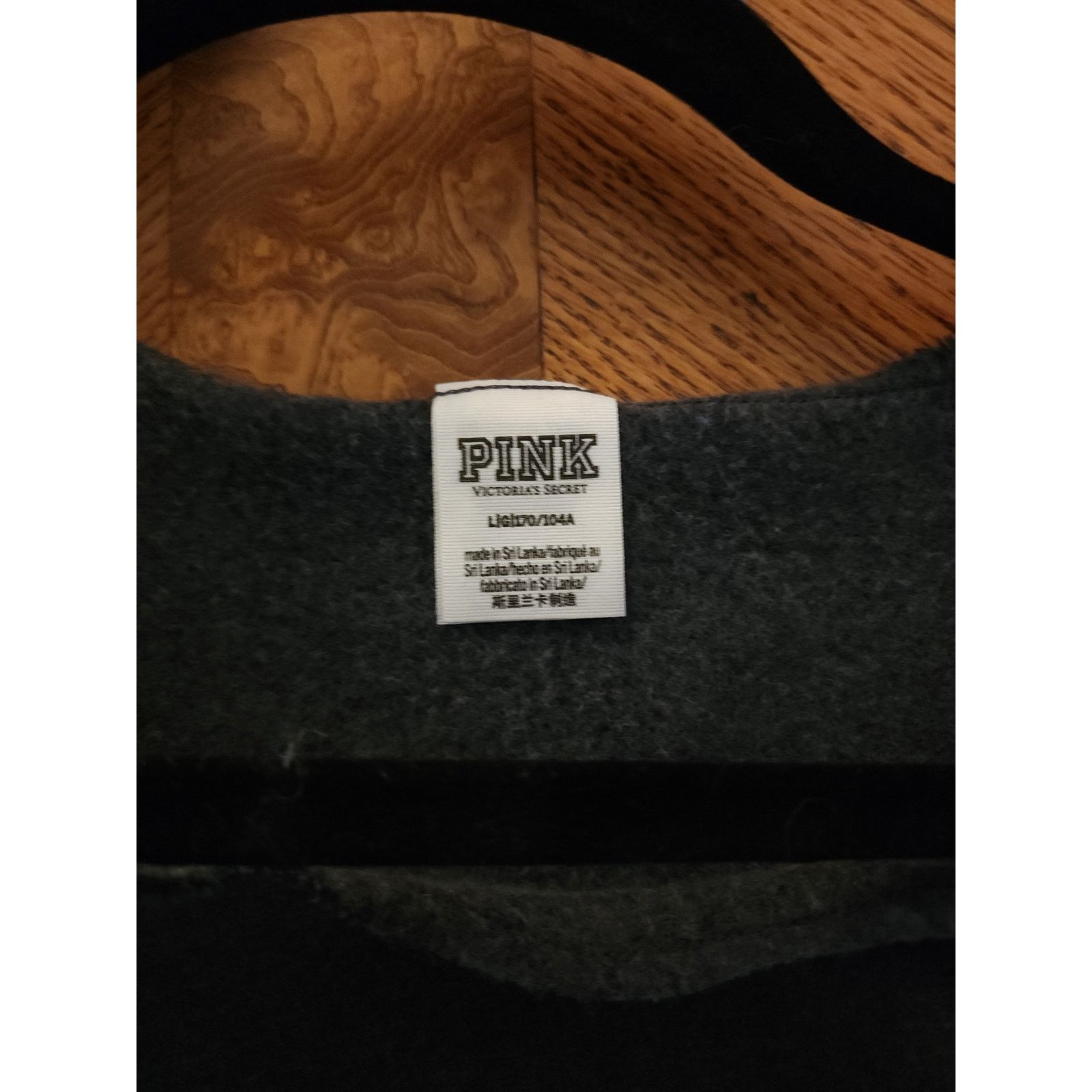 Victoria's Secret Victorias Secret Pink Everyday Crop Crew Sweatshirt Top L Size L / US 10 / IT 46 - 3 Thumbnail
