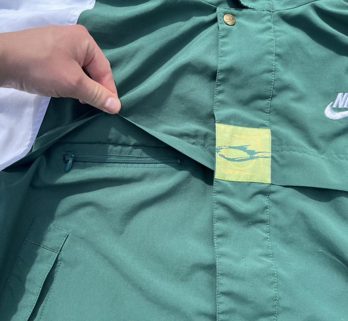 Nike Vintage 90s Nike Challenge Court Andre Agassi Windbreaker XL Size US XL / EU 56 / 4 - 12 Thumbnail
