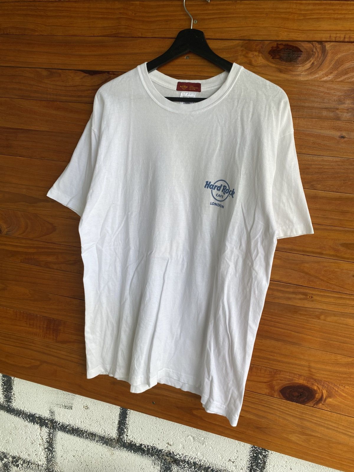 Hard Rock Cafe Vintage Hard Rock Cafe London Graphic Tee 90s White T-Shirt Size US L / EU 52-54 / 3 - 10 Thumbnail