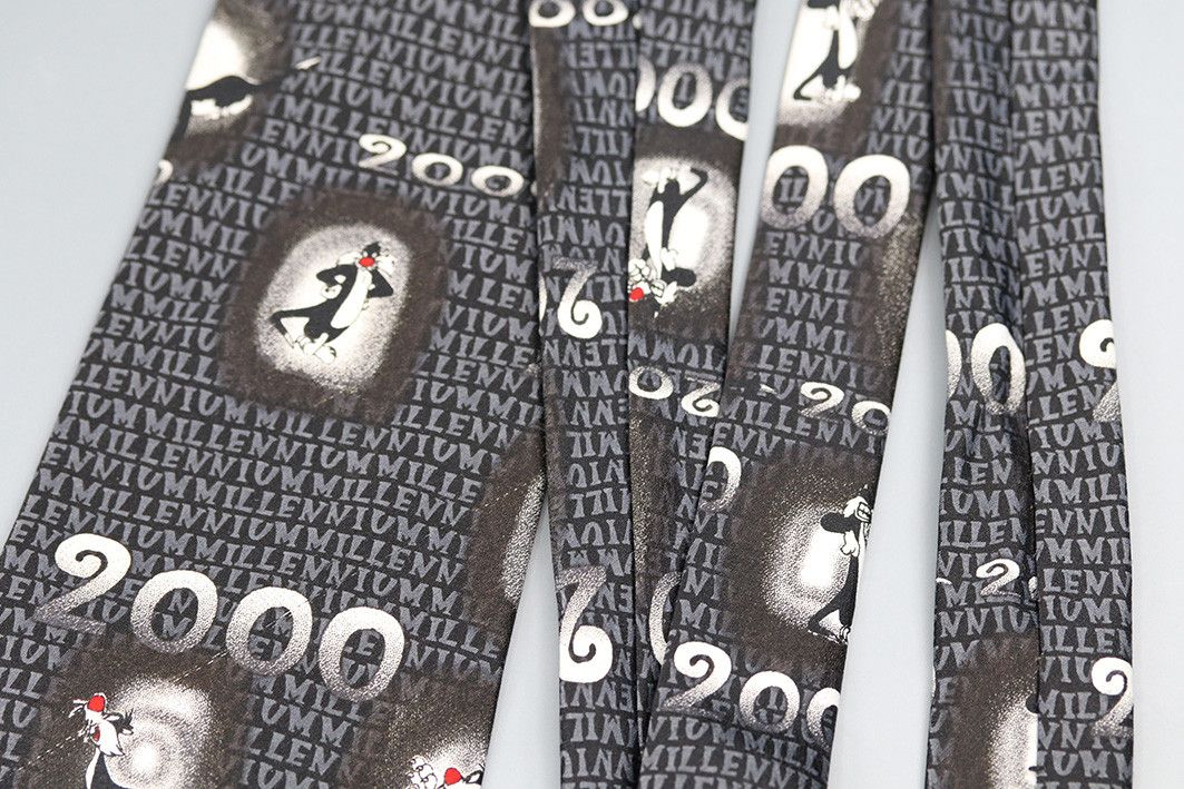 Warner Bros Looney Tunes Sylvester Millennium Tie – 1999 Warner Bros Size ONE SIZE - 10 Thumbnail