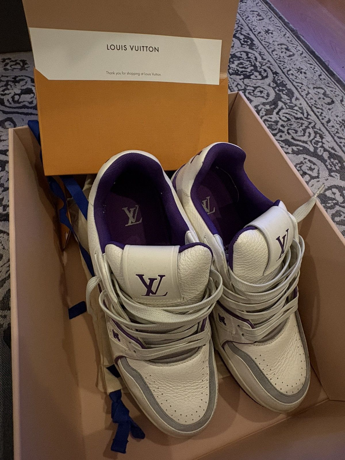Louis Vuitton LV TRAINER SNEAKER Size US 8 / EU 41 - 3 Thumbnail