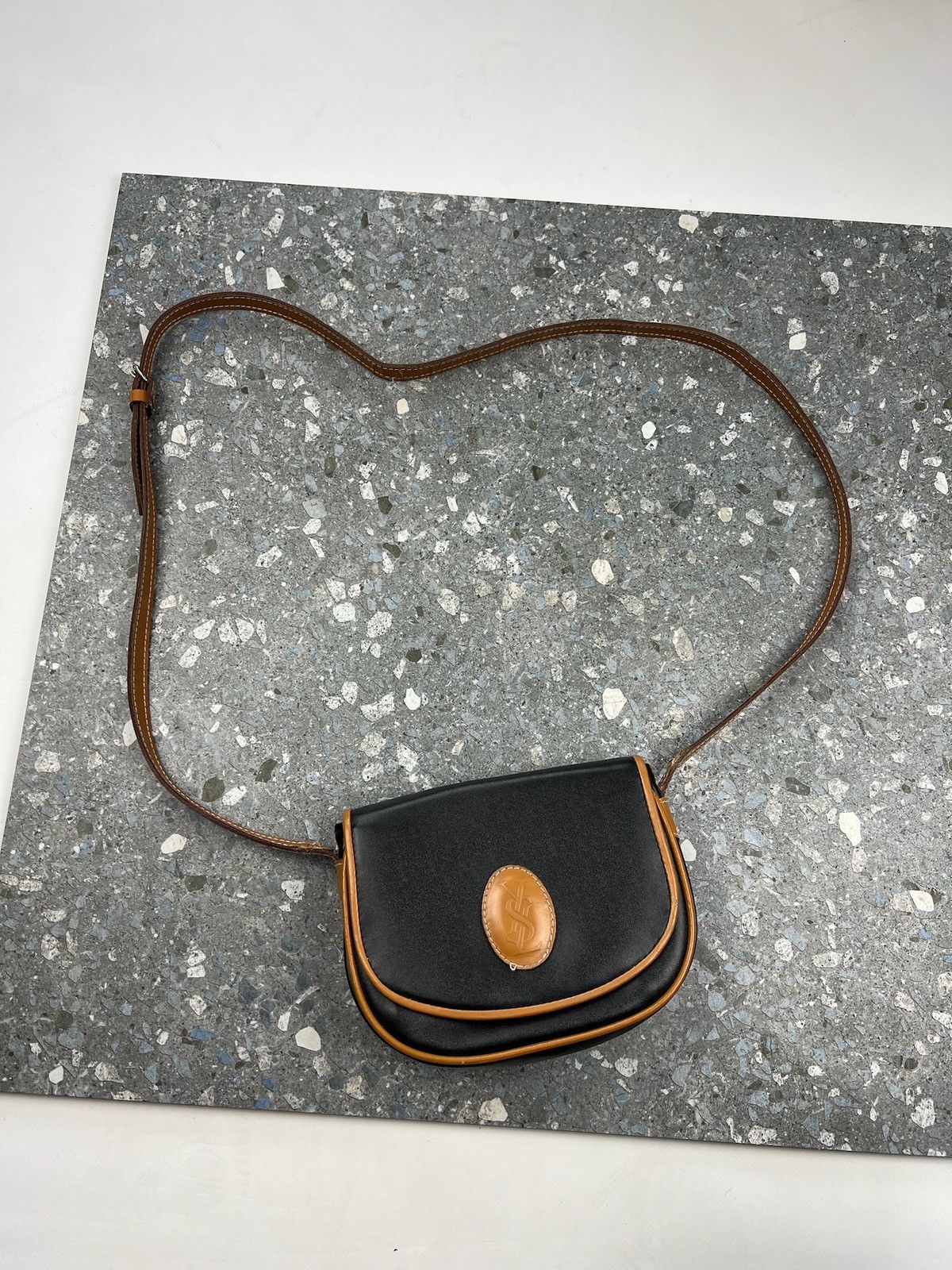 Vintage store 70’s YSL Yves Saint Laurent crossbody bag