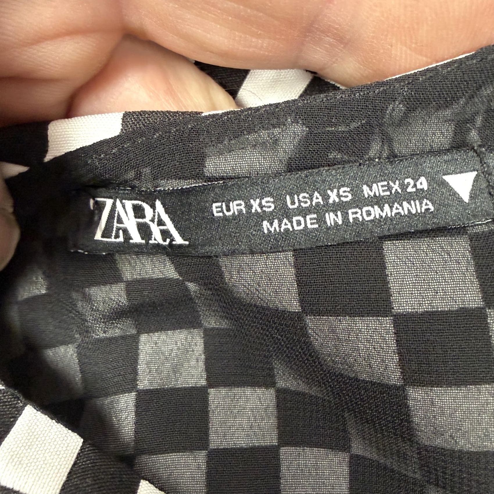 Zara Zara Mini Bodycon Dress XS Checkerboard Cutout Back Y2K Clubwear Geometric Black/White Womens XS Party/Cocktail Short Sleeve High Neck Vintage No Size XS / US 0-2 / IT 36-38 - 6 Thumbnail