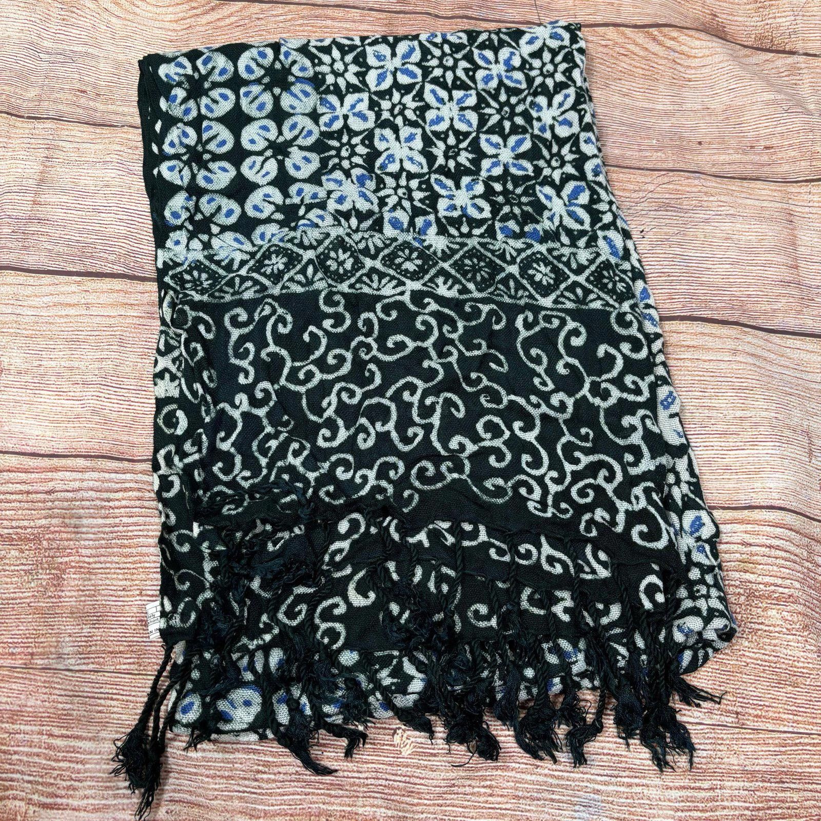 Other Vintage Bohemian Patterned Scarf with Fringe Size ONE SIZE - 1 Thumbnail