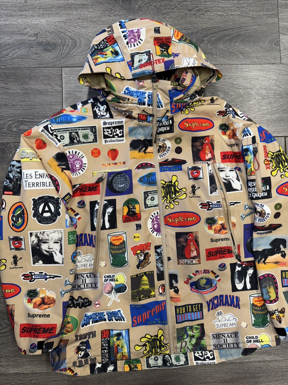 Goretex × Supreme SUPREME GOR-TEX STICKER JACKET Size US L / EU 52-54 / 3 - 2 Thumbnail