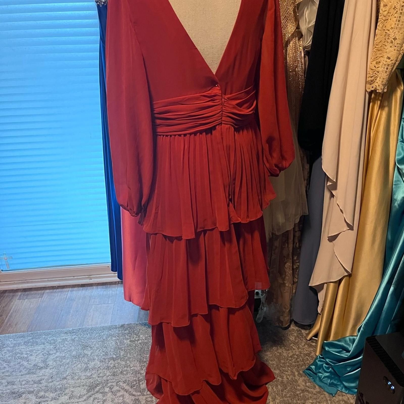 Other Chic Long Sleeve Red Tiered Dress Size XXL / US 16-18 / IT 52-54 - 1 Thumbnail