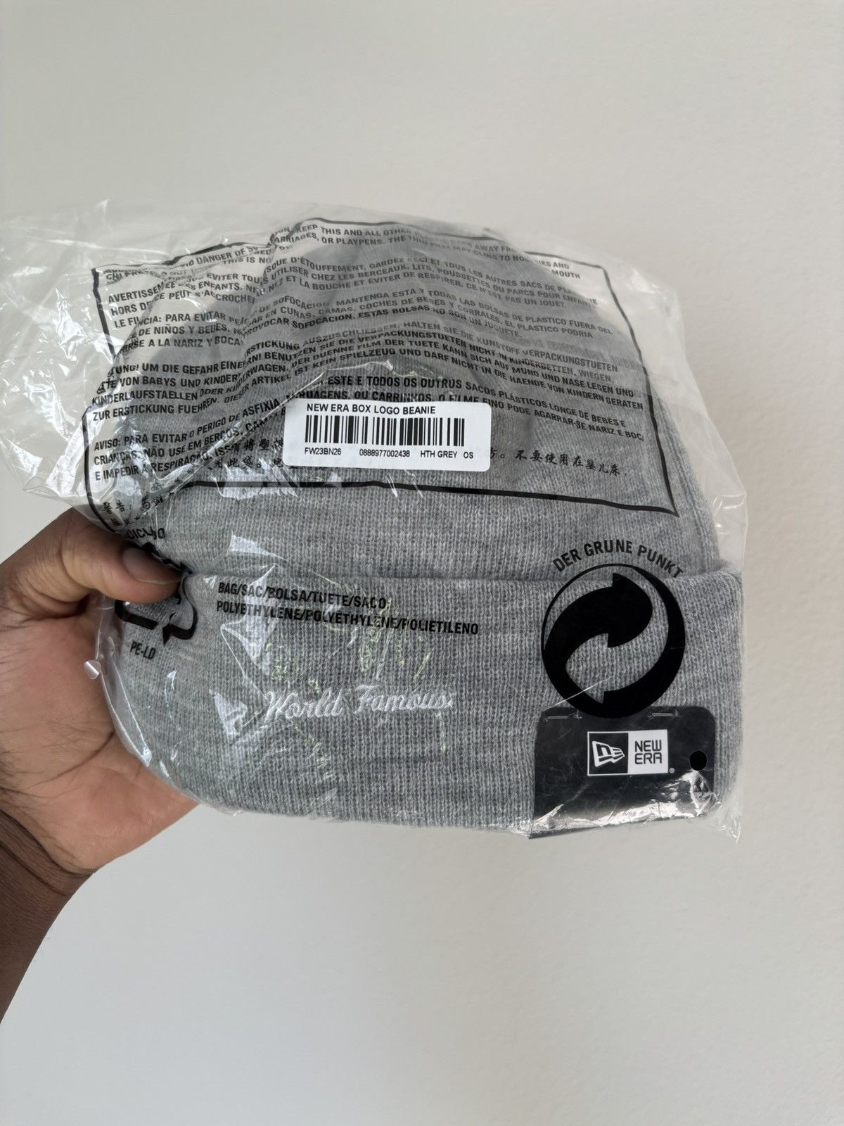 New Era × Supreme Supreme x New Era FW23 Box Logo Camo Beanie Size ONE SIZE - 4 Thumbnail