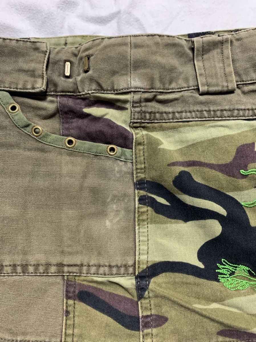 Japanese Brand × Vintage 2000S AVANT GARDE DRAGON PRINTED CAMO MINI SKIRT Size 31" - 9 Thumbnail