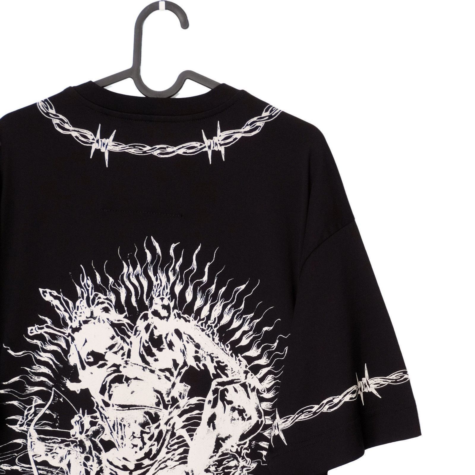 Givenchy Givenchy Barbed Iconic Gothic Logo Print Oversized Tee Shirt Size US L / EU 52-54 / 3 - 11 Thumbnail