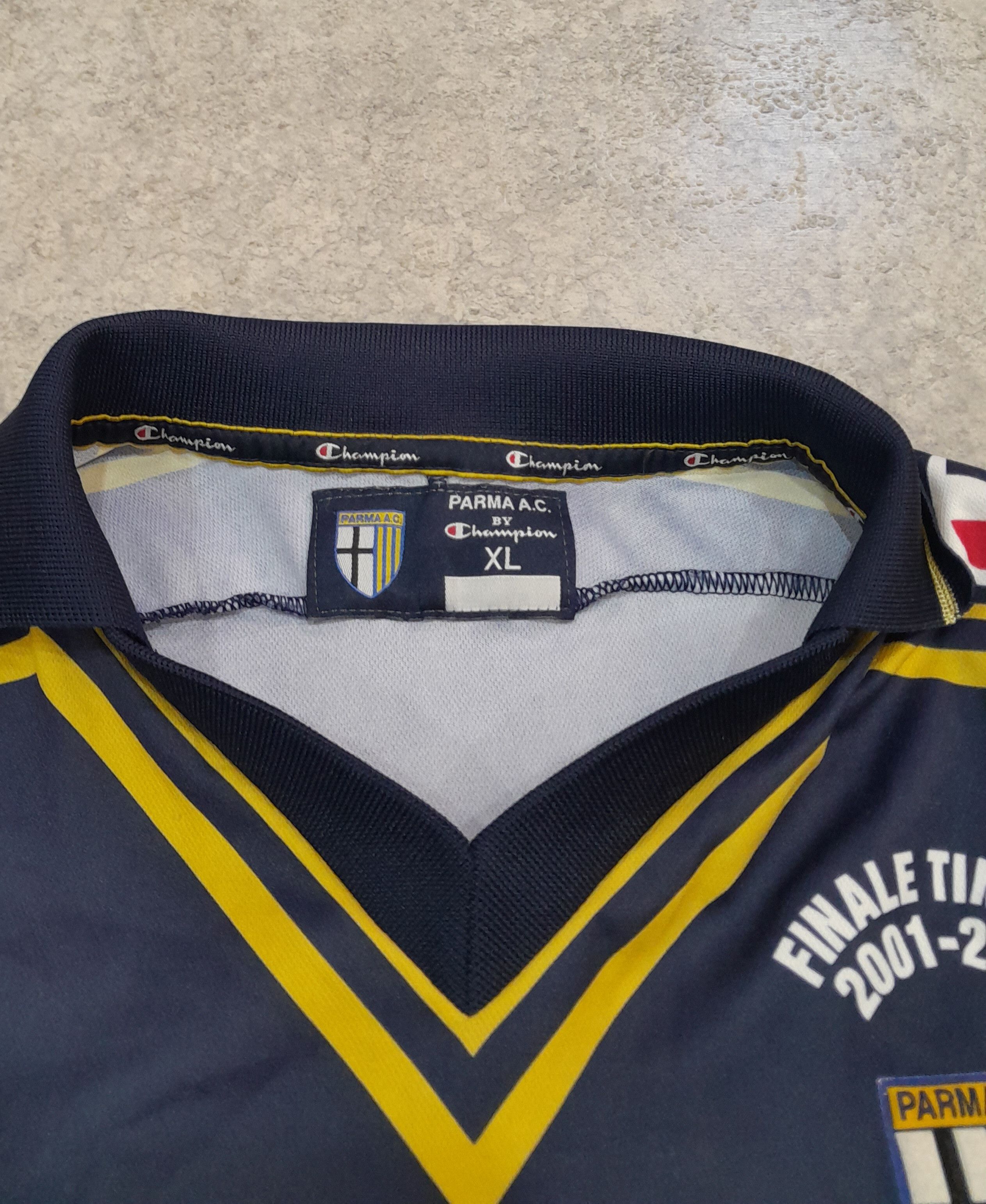 Champion × Vintage Parma 2001/02 Size US L / EU 52-54 / 3 - 5 Thumbnail