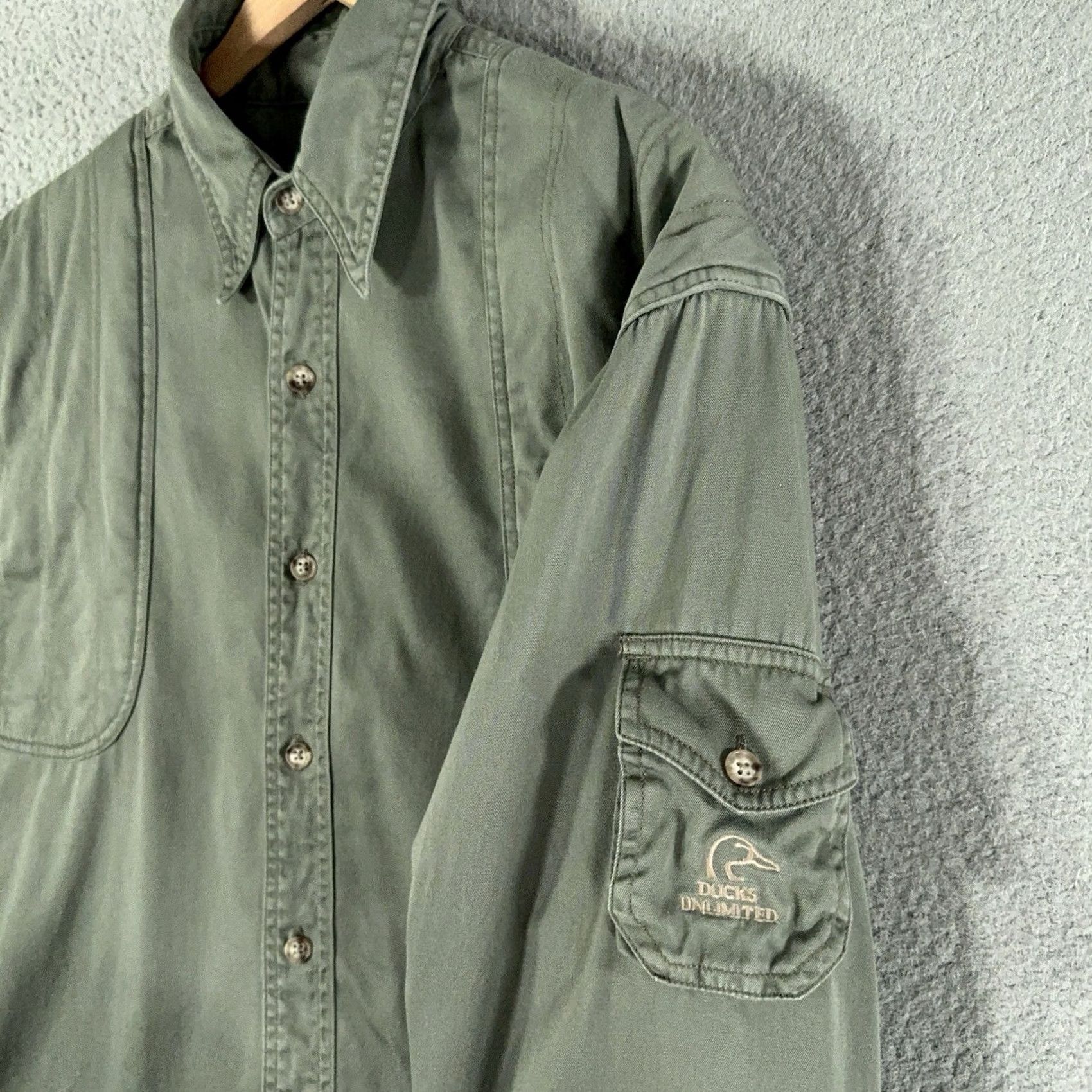 Vintage VINTAGE Woolrich Shirt Mens Button-Up Long Sleeve Olive Green 90s Hunting Military Outdoor Rugged Utility Large L Size US L / EU 52-54 / 3 - 3 Thumbnail