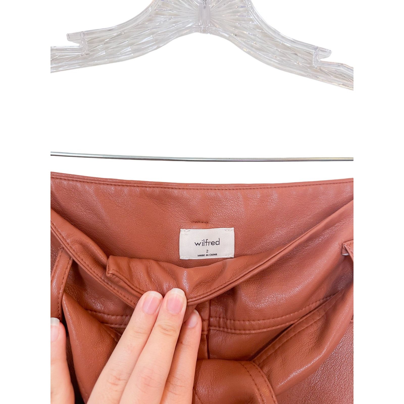 Aritzia Aritzia Wilfred Leather Pants, Size 2 Size 26" / US 2 / IT 38 - 2 Thumbnail