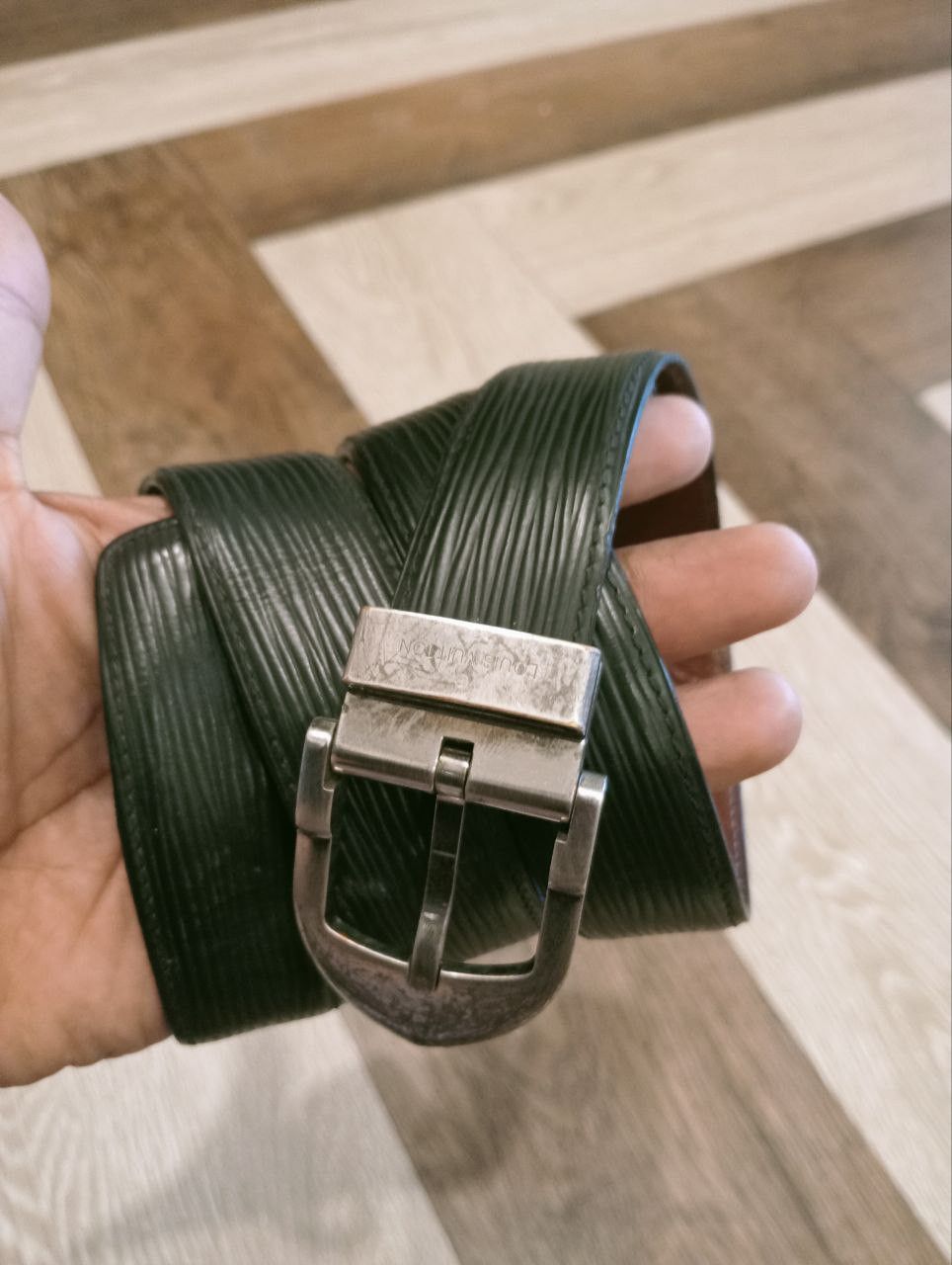 Louis Vuitton LOUIS VUITTON VINTAGE BLACK EPI SILVER METAL BELT Size ONE SIZE - 10 Thumbnail