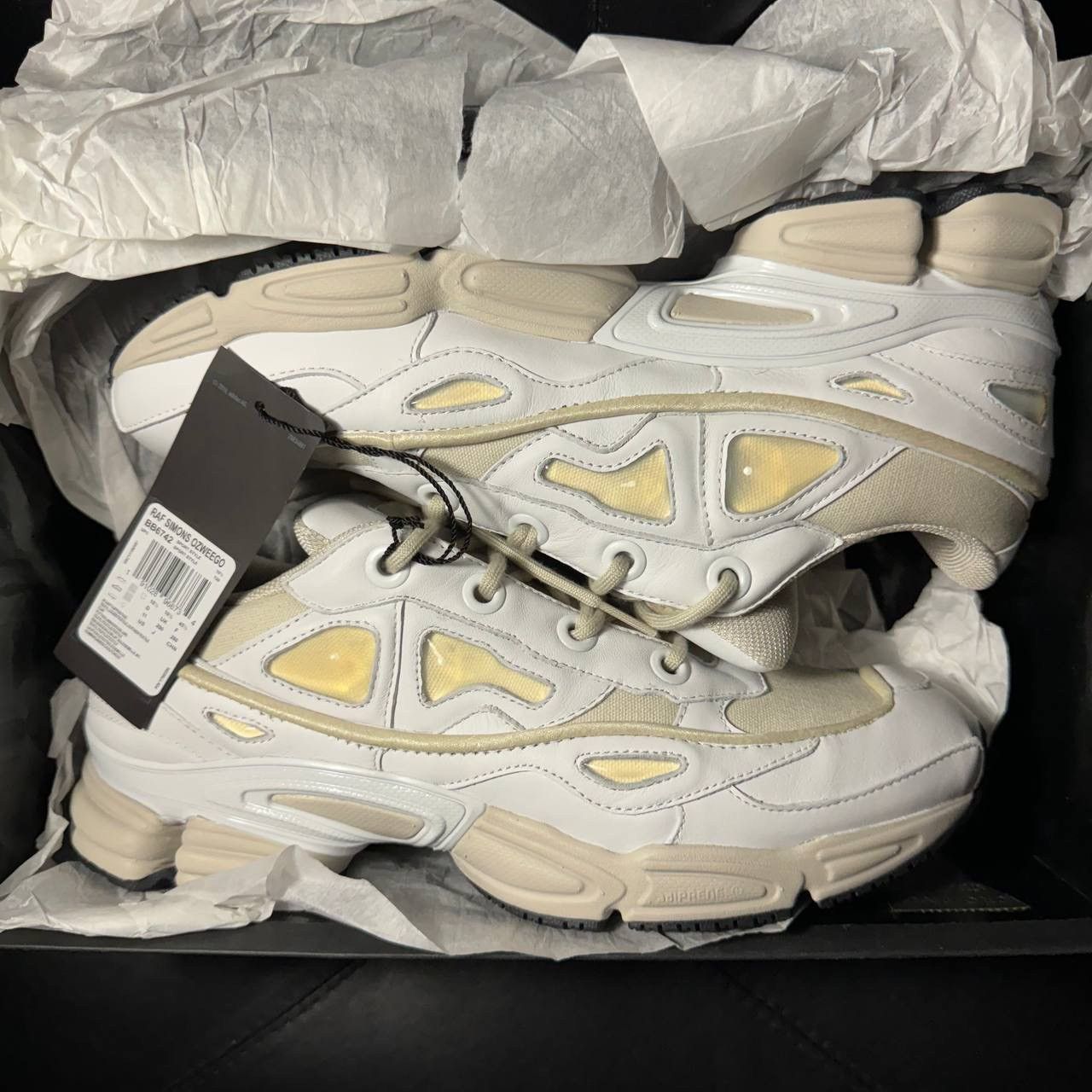 Adidas × Raf Simons 11us Adidas Raf Simons Ozweego Cream White 2017 Size US 11 / EU 44 - 10 Thumbnail