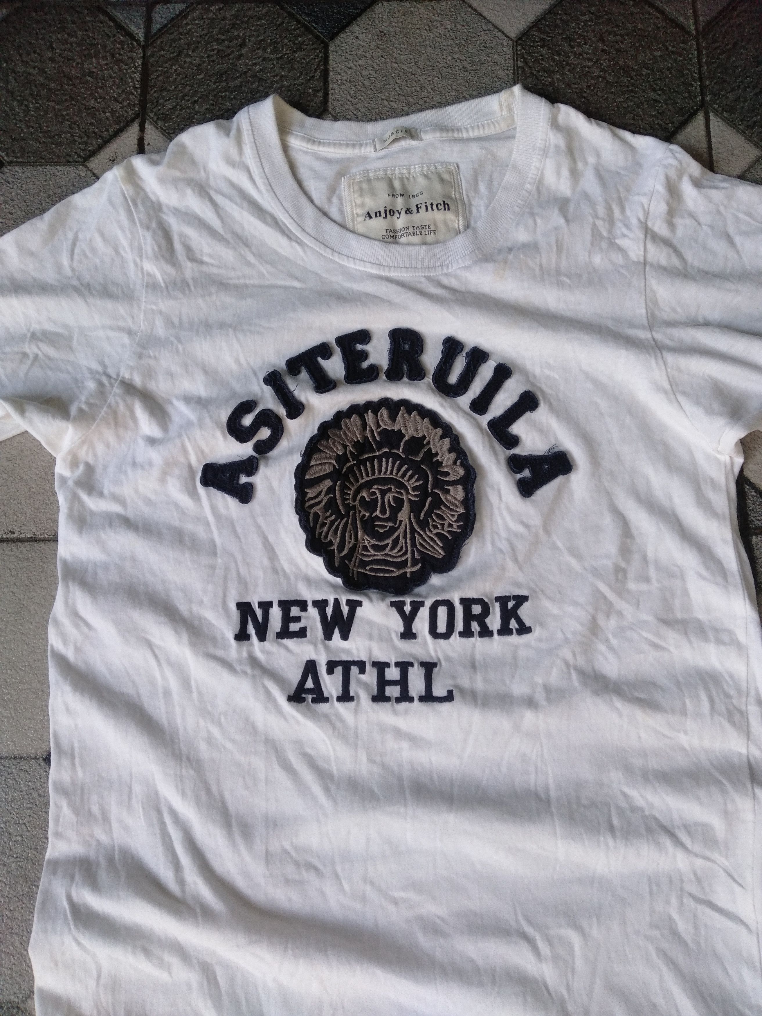 Japanese Brand Anjoy & Fitch Embroidery Logo Tee Asiteruila Size US S / EU 44-46 / 1 - 3 Thumbnail