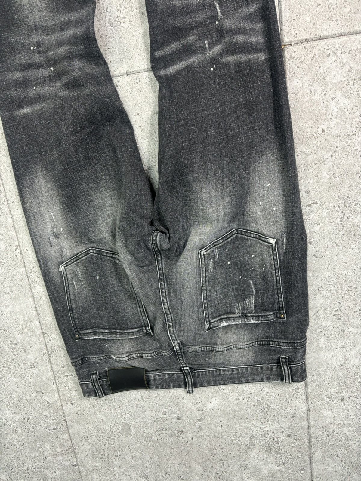 Dsquared2 × Japanese Brand Dsquared2 Paint Splatter Distressed Black Washed Denim Jeans Size US 34 / EU 50 - 10 Thumbnail