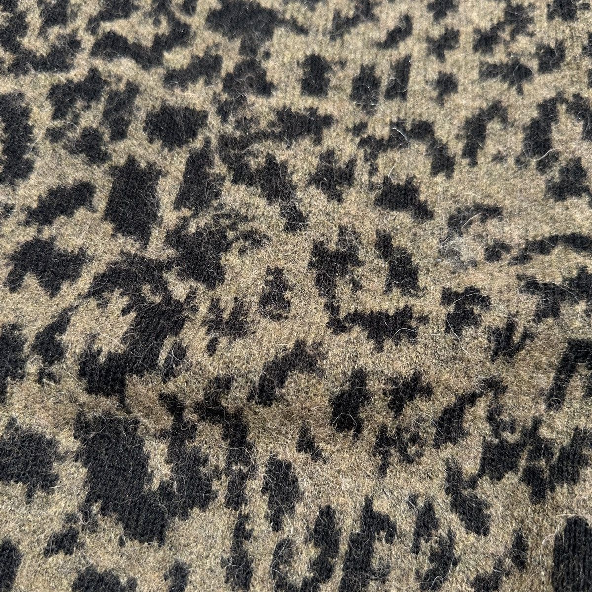 Designer × Vintage Leopard Wool Sweater Size US L / EU 52-54 / 3 - 2 Thumbnail