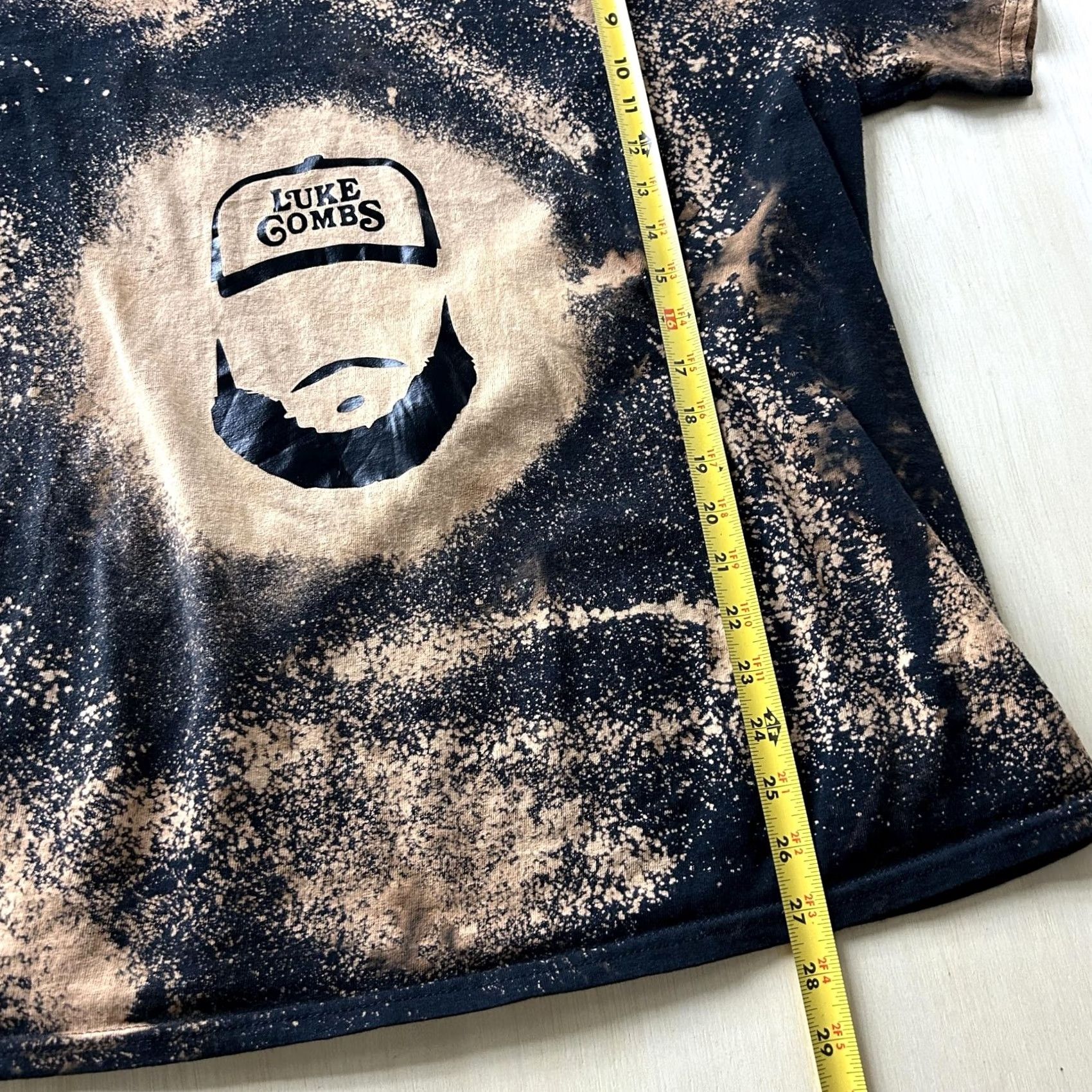 Gildan Luke Combs Shirt Mens Large Black Bleach-Splatter Graphic T-Shirt Gildan Size US L / EU 52-54 / 3 - 6 Thumbnail