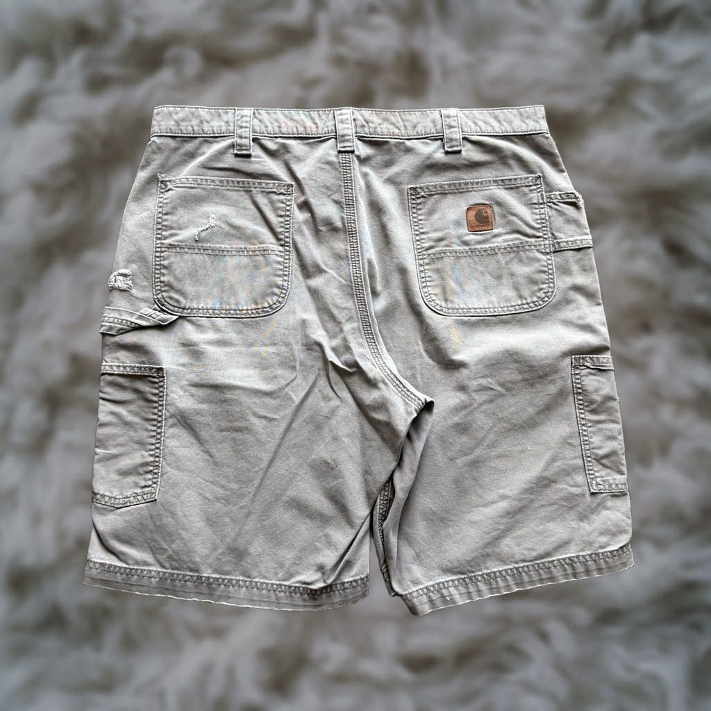 Carhartt VINTAGE Carhartt Cargo Shorts 40 Brown Canvas Distressed Workwear Utility Mens Baggy Relaxed Wallet Pockets 11in Inseam Casual Summer Canvas Brit Size US 40 / EU 56 - 1 Thumbnail