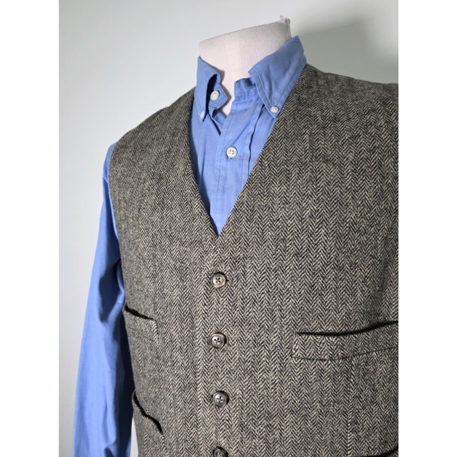Merona VINTAGE Merona Vest Wool Tweed Herringbone Gray 40R M Medium Men's Waistcoat Regular Wool Size US XXS / EU 40 - 2 Thumbnail