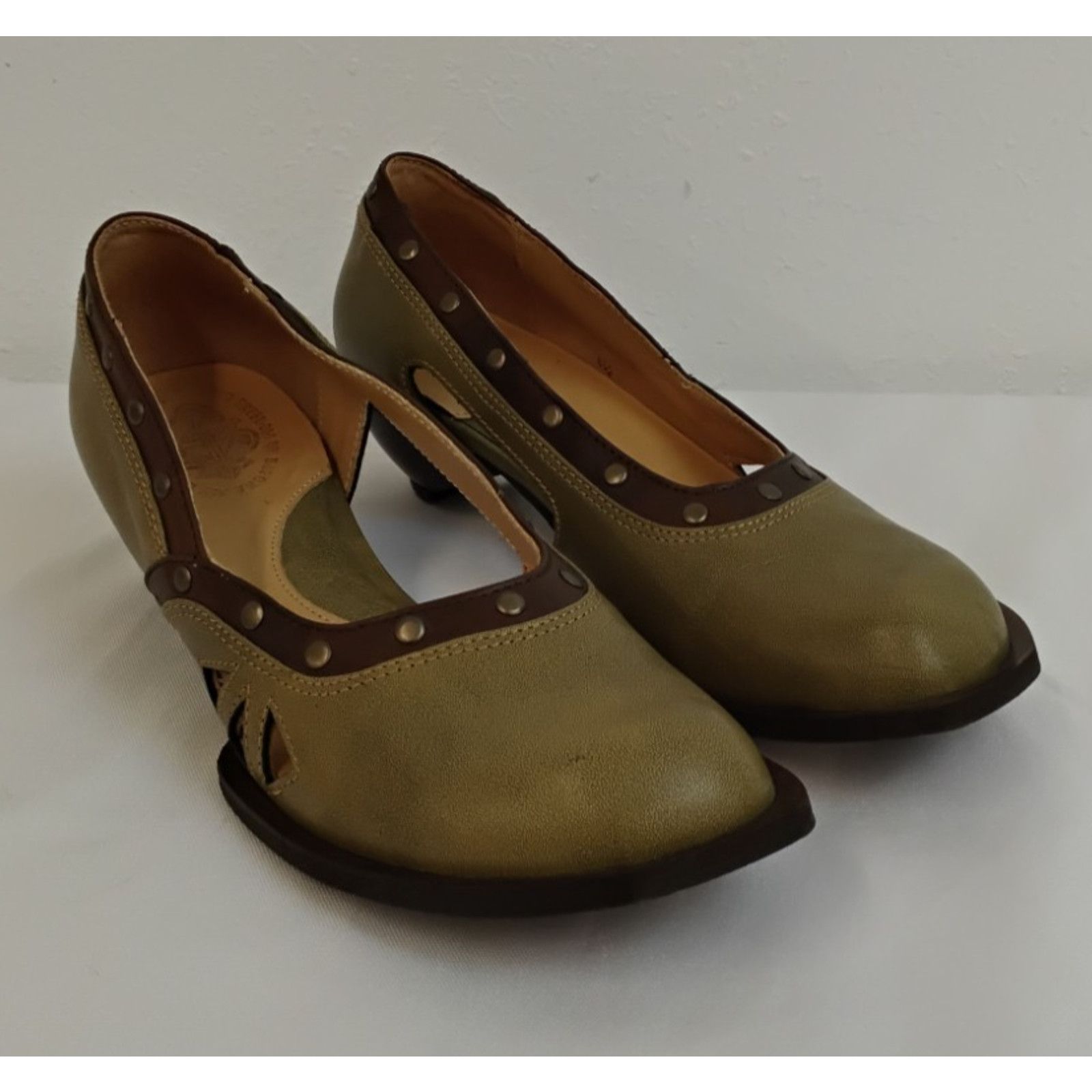 John Fluevog John Fluevog Shoes Women's US 6.5 Green Leather Brown Trim Size US 6.5 / IT 36.5 - 2 Thumbnail