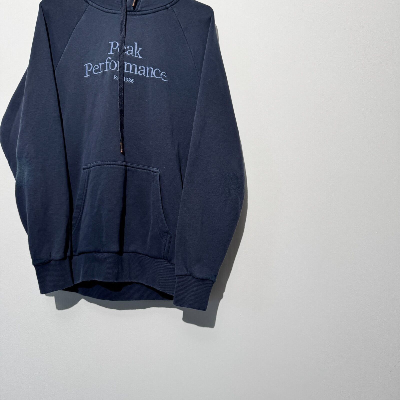 Peak Performance × Vintage Vintage Peak Performance Unisex Blue Cotton Hoodie Size S Size US S / EU 44-46 / 1 - 3 Thumbnail