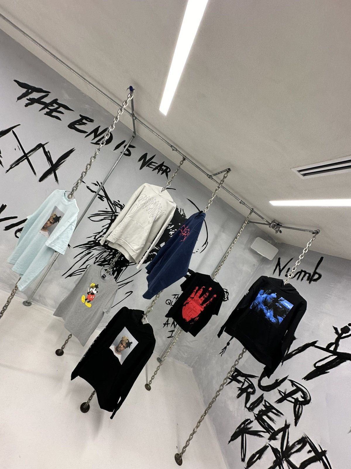 Revenge XXXTENTACION x REVENGE "YUNG BRATZ KILL TEE - BLACK" Size US L / EU 52-54 / 3 - 7 Thumbnail