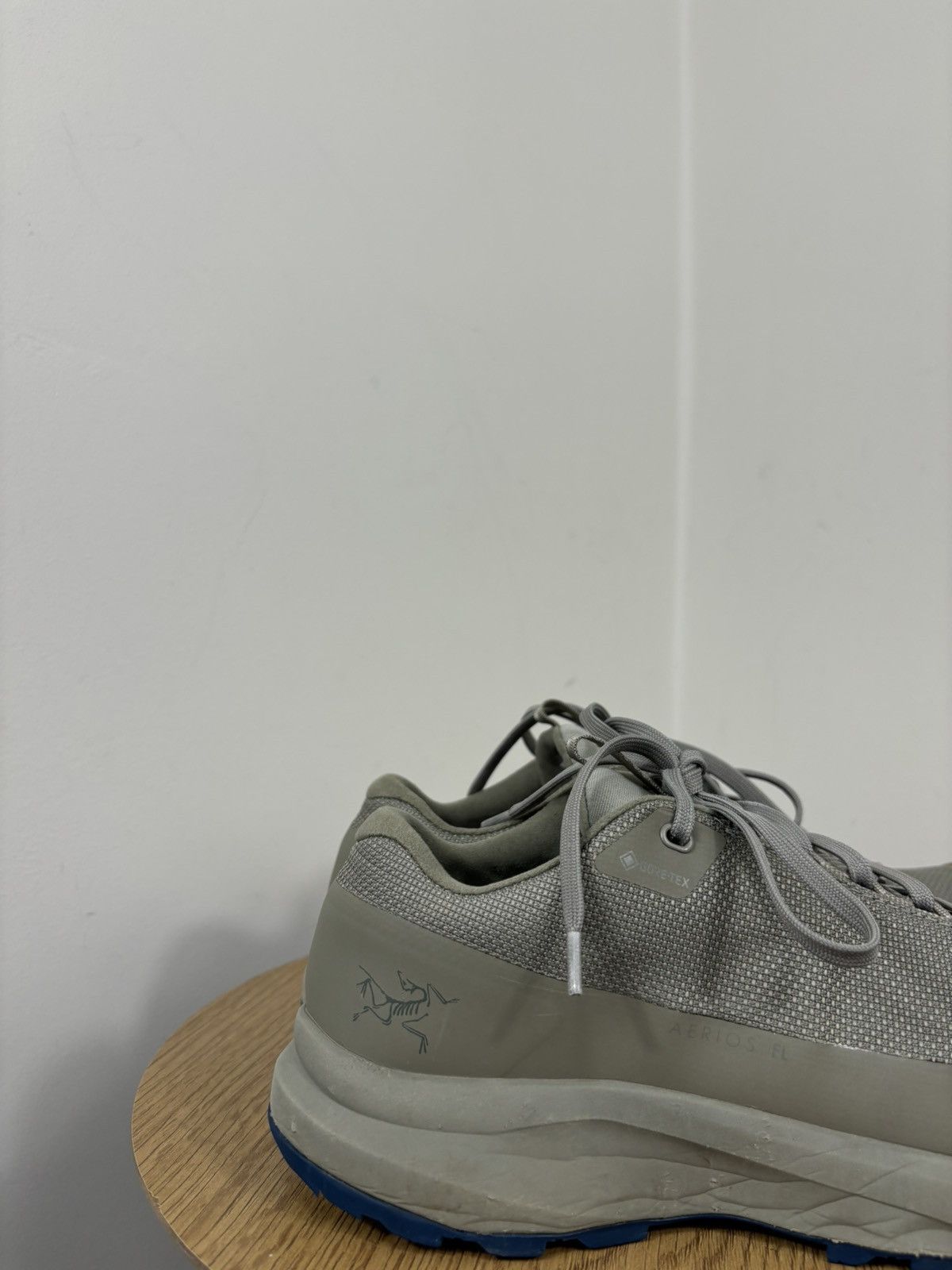 Arc'teryx Arc’teryx Aerios FL Women’s Gore-Tex Vibram Hiking Shoes Size US 6.5 / IT 36.5 - 3 Thumbnail