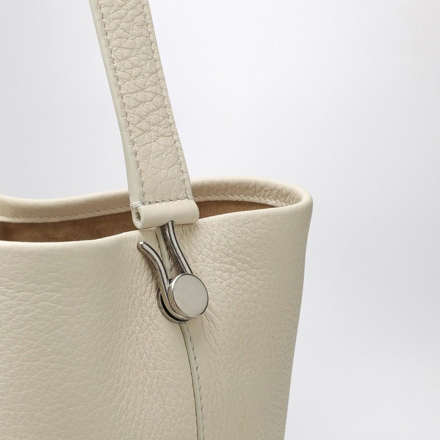 The Row o1d2blof1024 Size: OS / Tote Bag in Ivory Size ONE SIZE - 5 Thumbnail