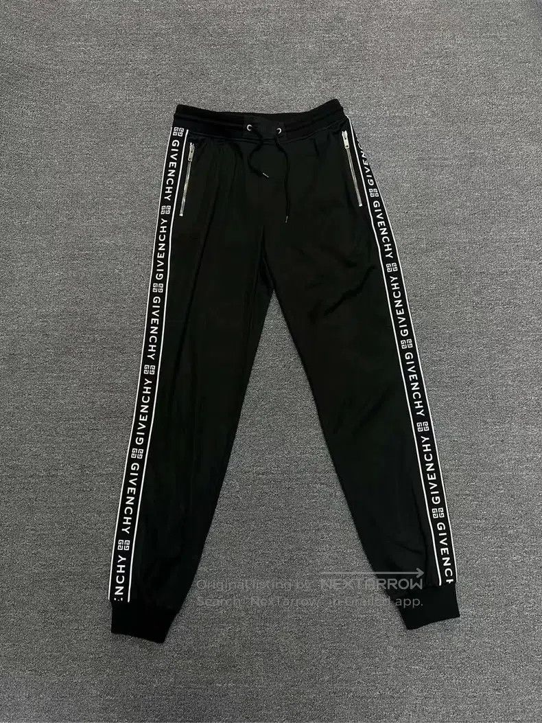 Givenchy Givenchy SizeS Side Logo Striped Sports Pants Size US 30 / EU 46 - 1 Thumbnail