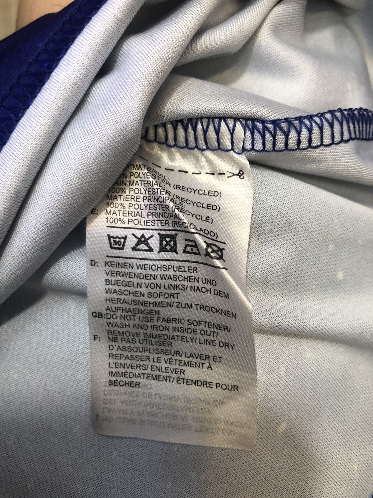 Other Real Madrid 18/19 EA sport jersey (Bnwt) Size US S / EU 44-46 / 1 - 8 Thumbnail