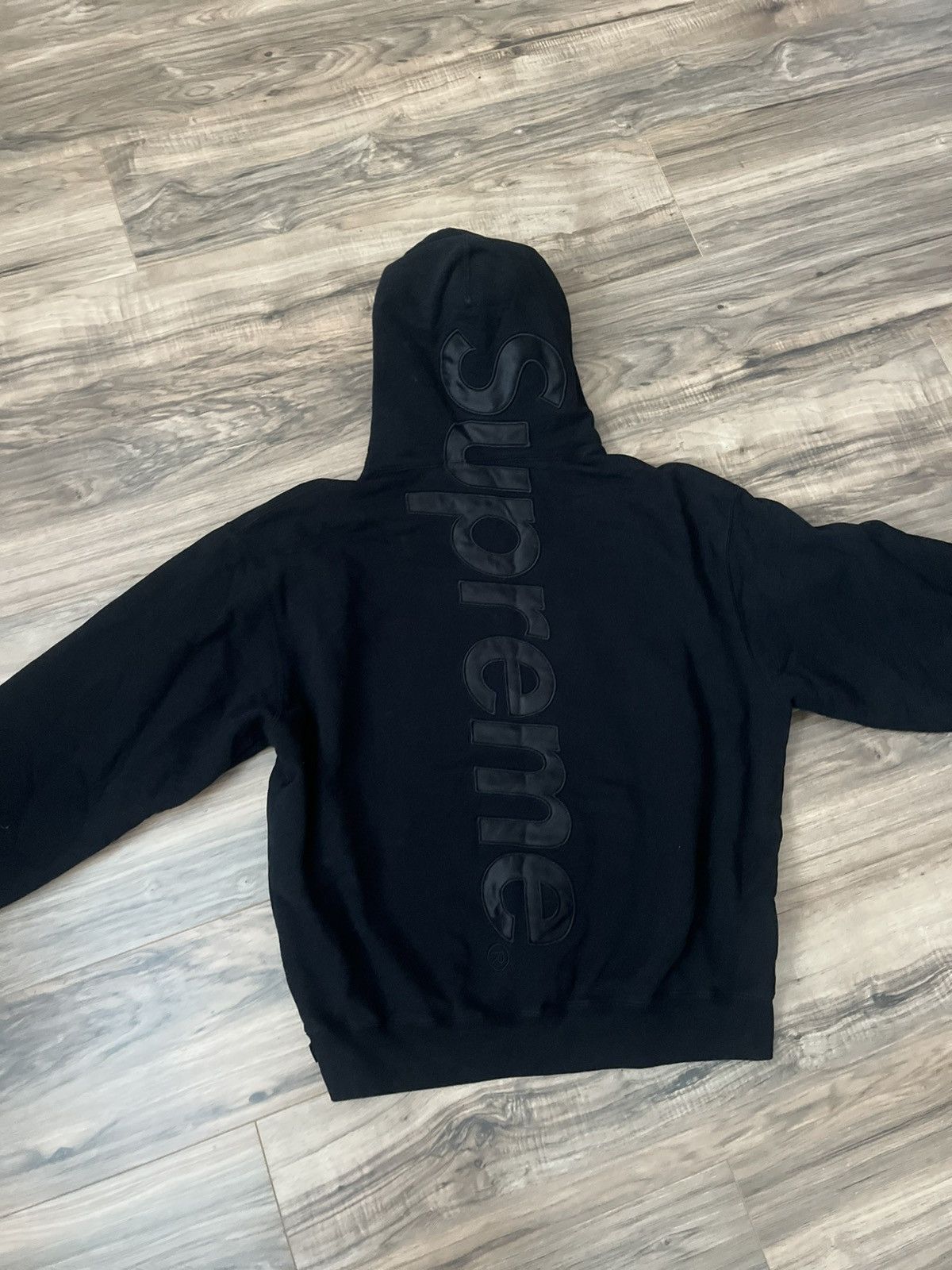 Supreme Supreme Satin Appliqué Hooded Sweatshirt Size US L / EU 52-54 / 3 - 9 Thumbnail