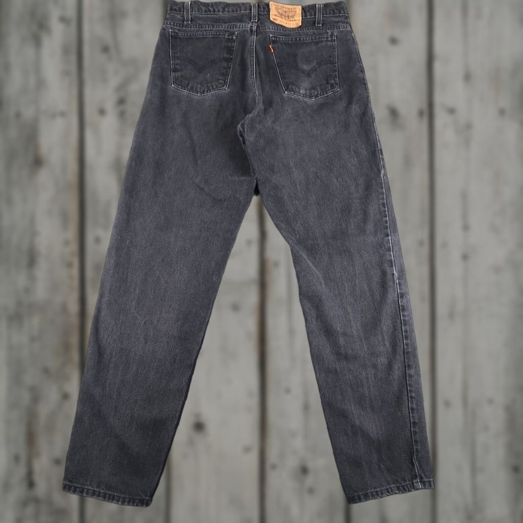 Levi's VINTAGE Levi's 550 Jeans 36 Adult Regular Black Levi's 550 90s USA Denim 5-Pocket Relaxed Orange Tab 36x34 (34x33.5) -Men- Vintage 90s Size US 36 / EU 52 - 1 Thumbnail