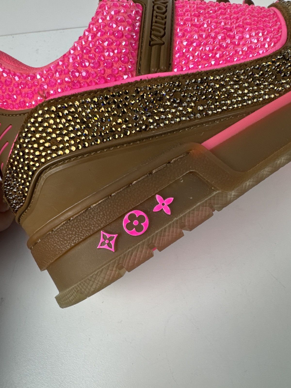 Louis Vuitton × Swarovski Louis Vuitton Swarovski crystal trainers Size US 8.5 / EU 41-42 - 13 Thumbnail