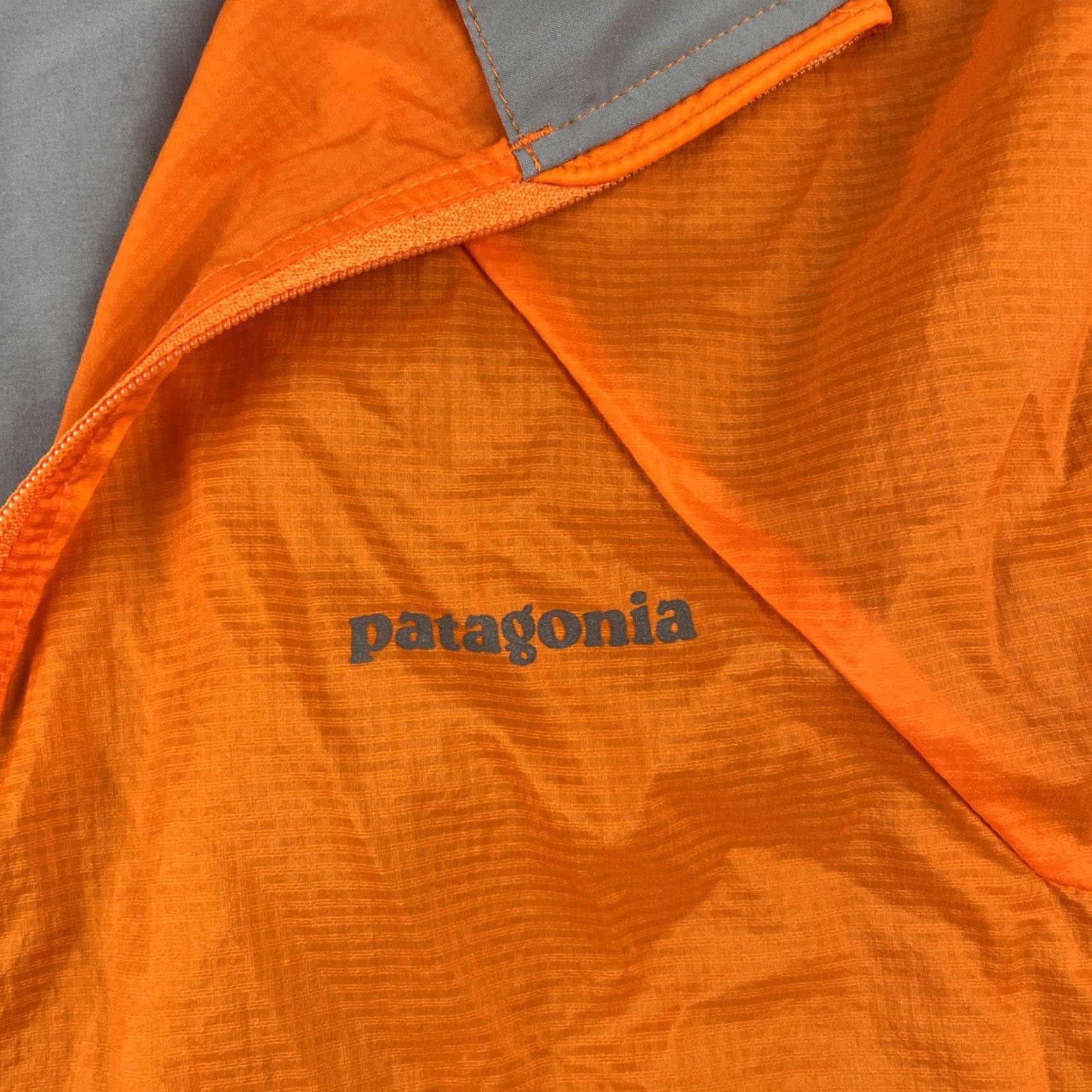 Patagonia Patagonia Windbreaker XL Hazard Orange Reflective Logo Jacket Men Size US XL / EU 56 / 4 - 5 Thumbnail