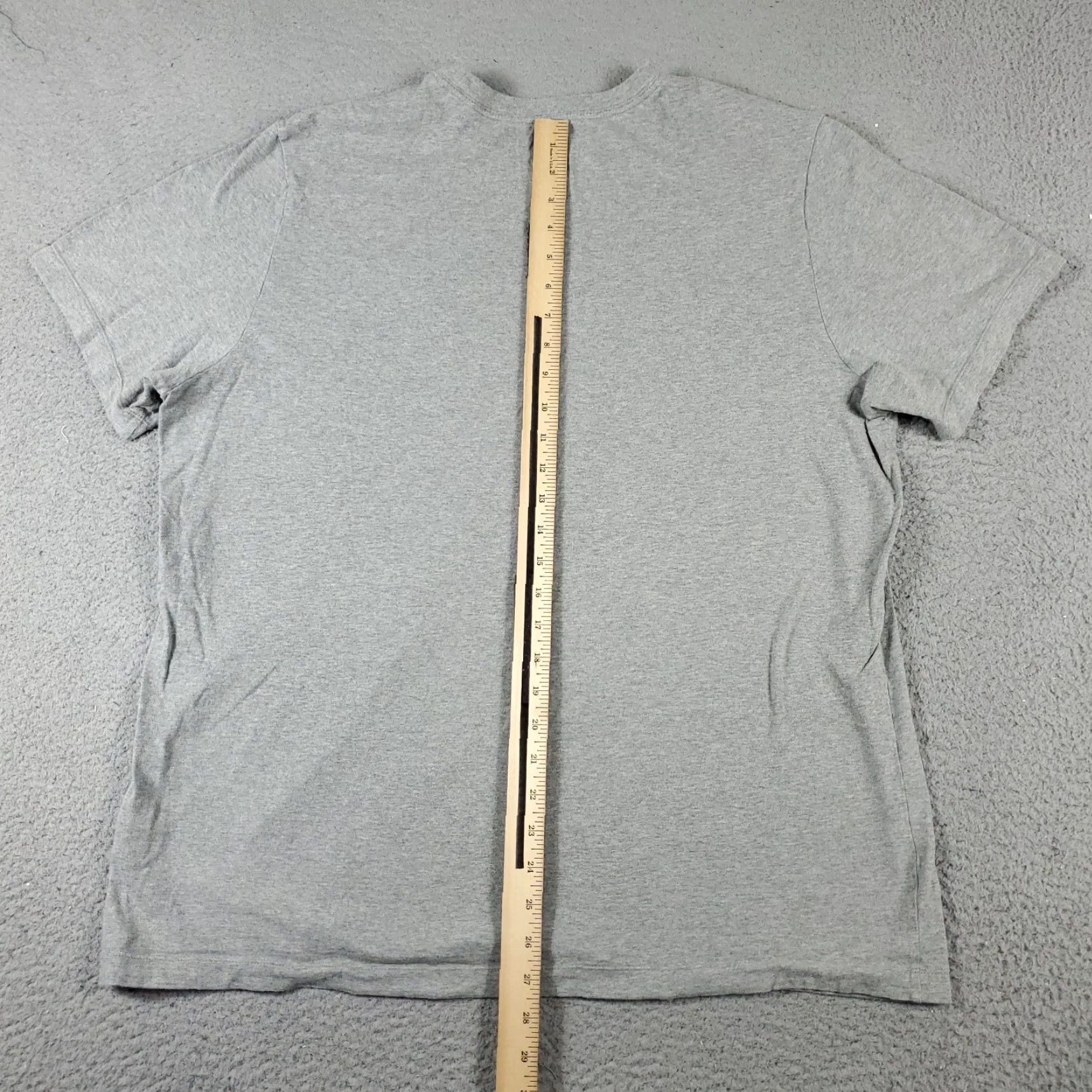 Nike Nike T Shirt Mens XL Gray Swoosh Casual Short Sleeve Adult Size XL Cotton Blend Crew Neck Logo Sports Modern 90s Mens Size US XL / EU 56 / 4 - 4 Thumbnail