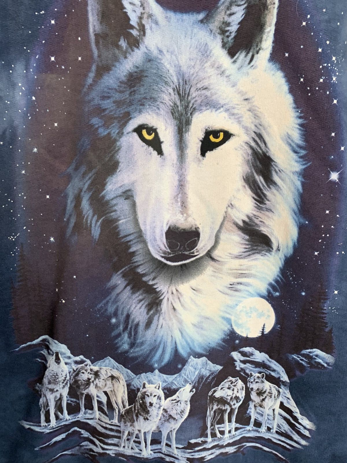 RARE* Vintage 1998 The Mountain Wolf Wolves Art Sweatshirt, image size:1200x1600