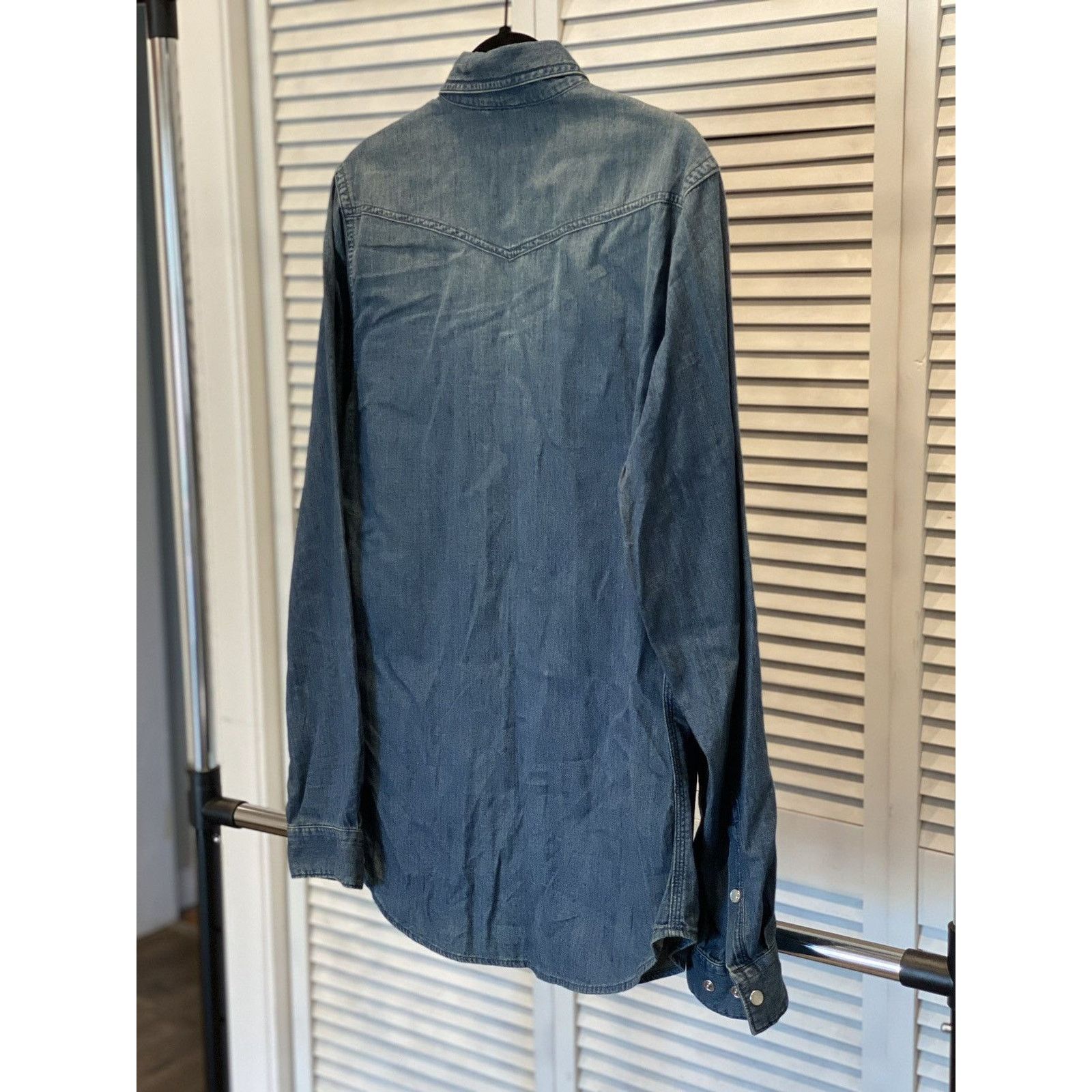 Express Express Denim Botton Up Medium NWT Size US M / EU 48-50 / 2 - 12 Thumbnail