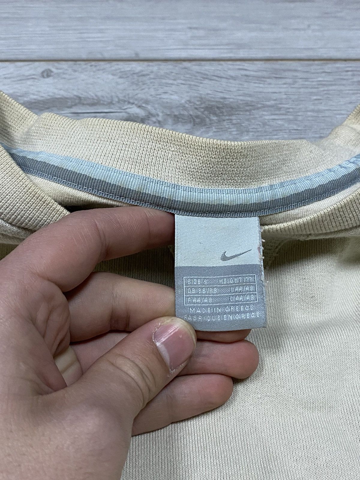 Nike Nike vintage swoosh sweatshirt dirty Size US S / EU 44-46 / 1 - 5 Thumbnail