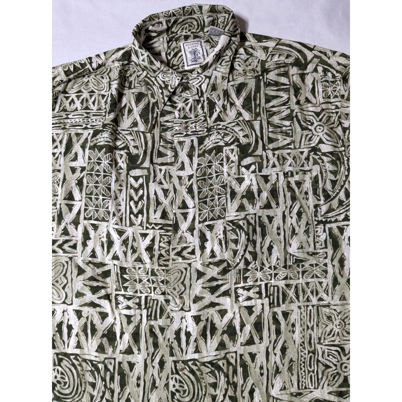 Roundtree & Yorke ROUNDTREE & YORKe Men XL Green 100% Rayon Abstract Short Sleeve Button-Up Shirt Size US XL / EU 56 / 4 - 3 Thumbnail