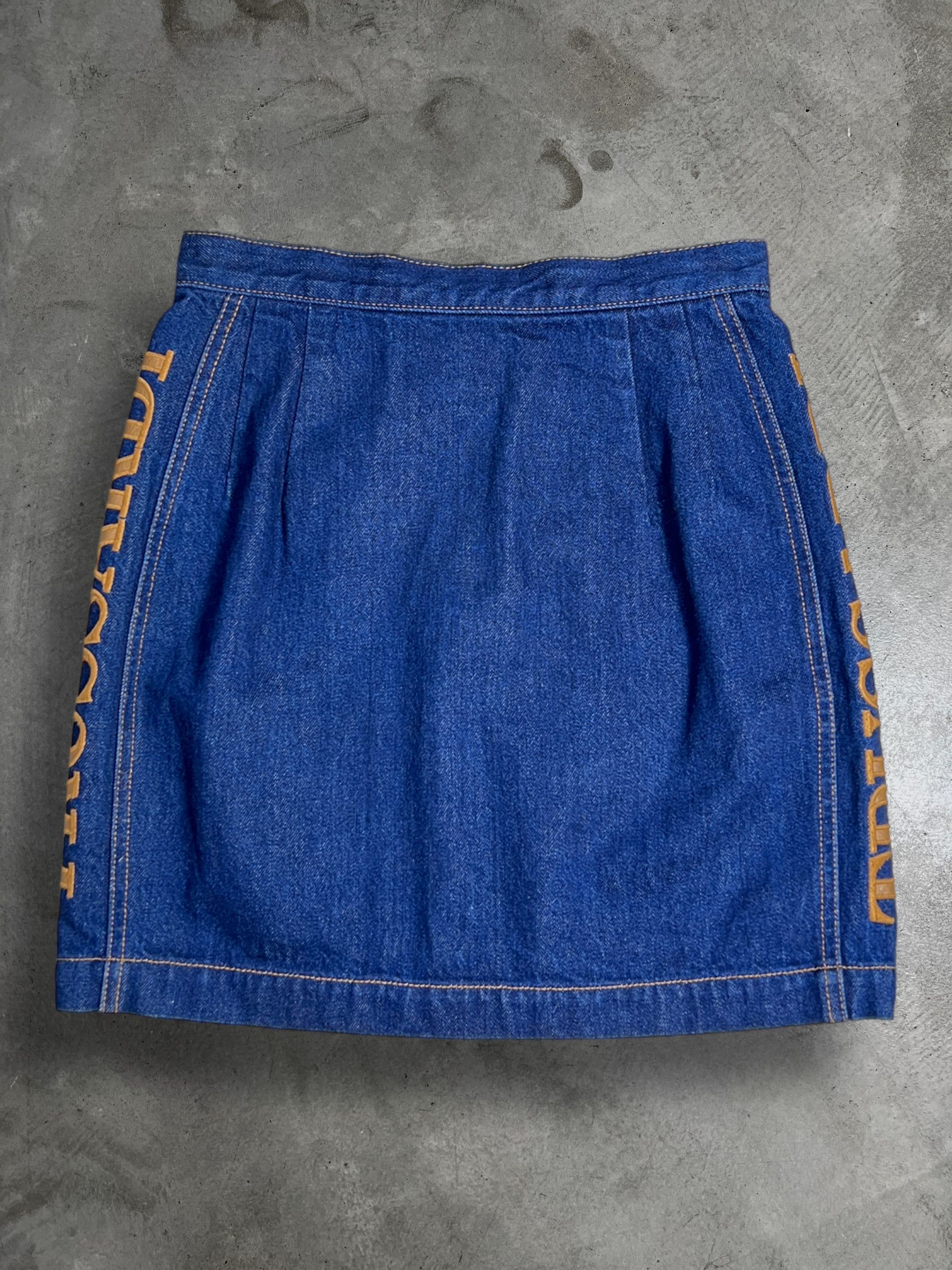 Trussardi × Vintage Vintage 90s Trussardi Embroidery Mini Skirt GTMPT612 Size 26" / US 2 / IT 38 - 8 Thumbnail