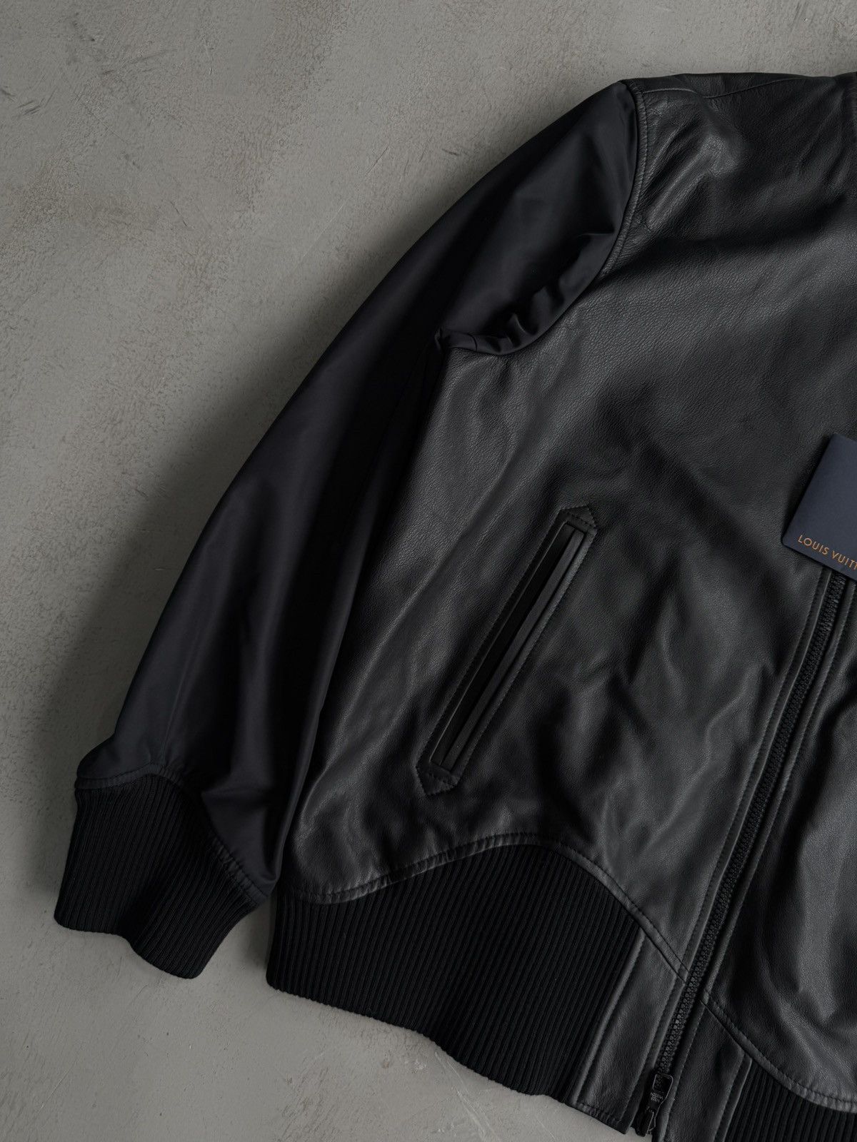 Louis Vuitton Louis Vuitton - FW2022 Leather/Mono Reversible Bomber Jacket Size US L / EU 52-54 / 3 - 7 Thumbnail